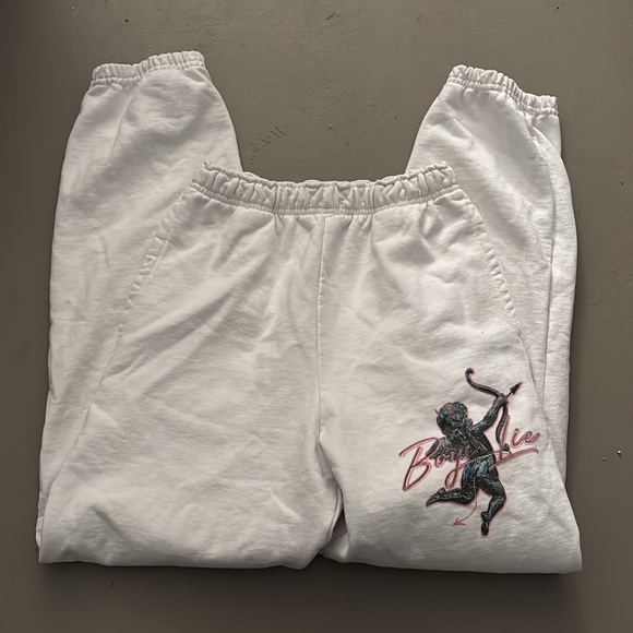 white boys lie sweatpants - Picture 2 of 3